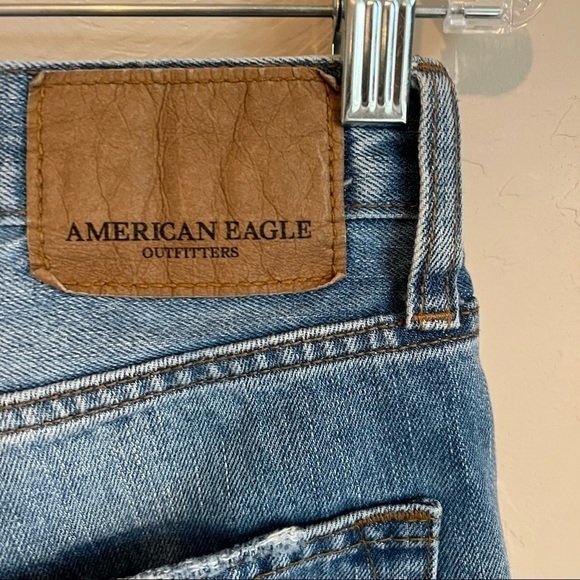 AEO Mens Patched Distressed Denim Shorts - Picture 5 of 9